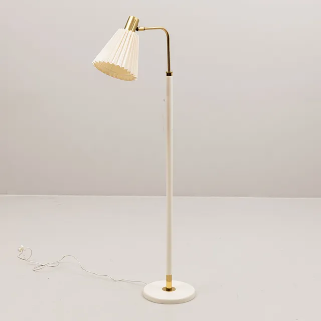 KARIN MOBRING & TOMAS JELINEK. Golvlampa, "Stockholm", IKEA, 1980/90-tal.