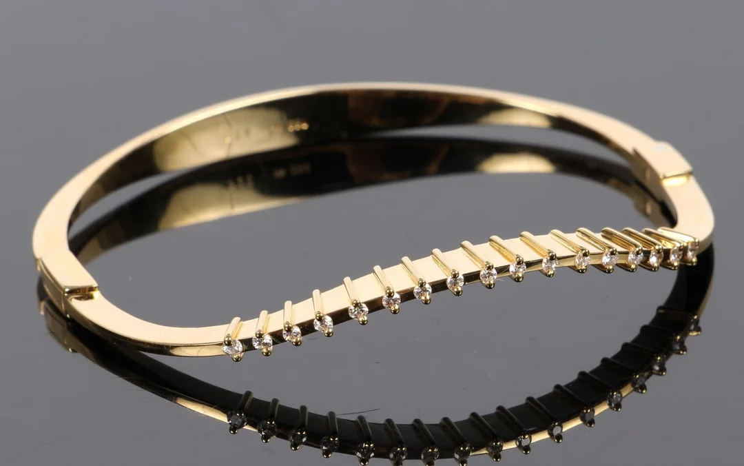 Cadeaux. Diamond bracelet, 18 kt gold, 0.32 ct — Jewellery/Bracelets — Lauritz