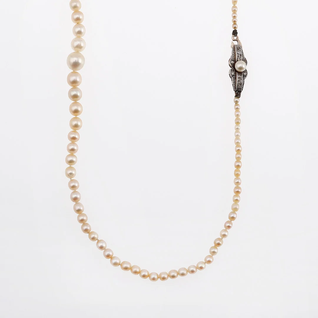 Degradé pearls choker, first third of the 20th Century. — Necklace — Balclis