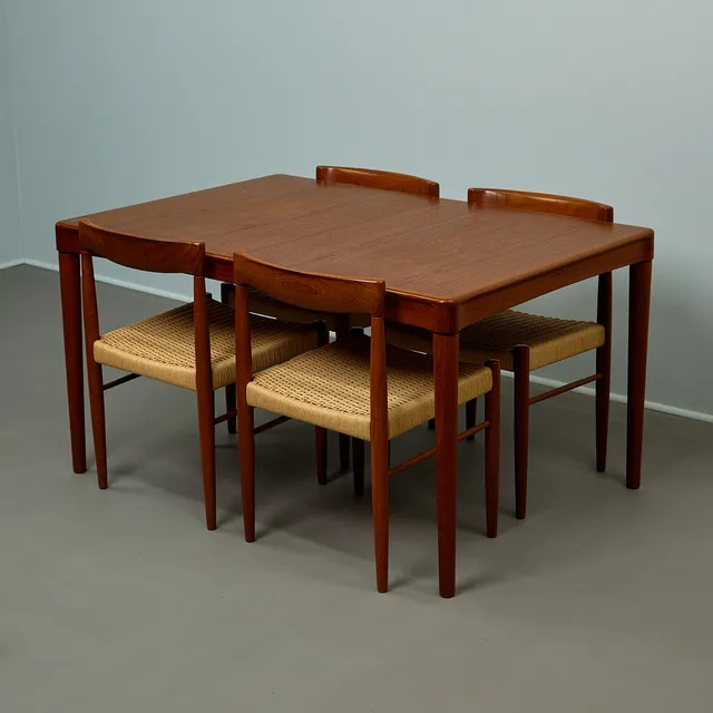 HENRY WALTER KLEIN. für Bramin, ein Esszimmertisch mit vier Stühlen, Teak, Papierkordel, 1960er Jahre, Dänemark (5).