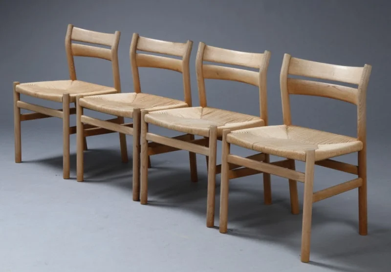 Børge Mogensen. A set of four chairs, soap-treated oak. Model BM1 (4) — Furniture/Chairs — Lauritz