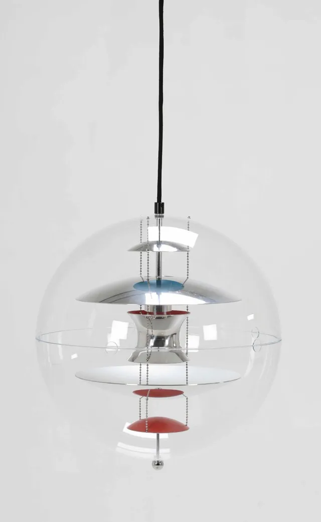 Verner Panton. 'VP-Globe' pendant, Ø 40 cm