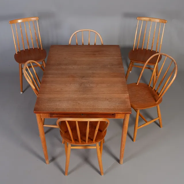 BORD SAMT 4+2 STOLAR. Nesto, Nässjö stolfabrik, 1960-tal.