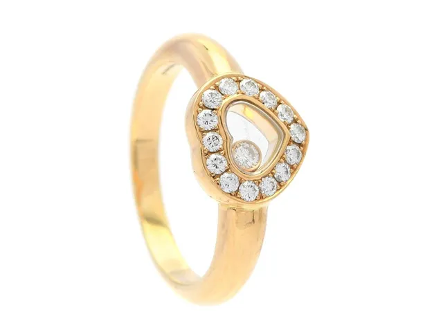 CHOPARD, ring, Happy Diamonds, 18K guld, 15 briljantslipade diamanter ca 0,30 ctv ca TW/VVS, stl 16,75 mm, ref nr 82/1084 serie nr 9238037, vikt 6,3 g, originaletui.