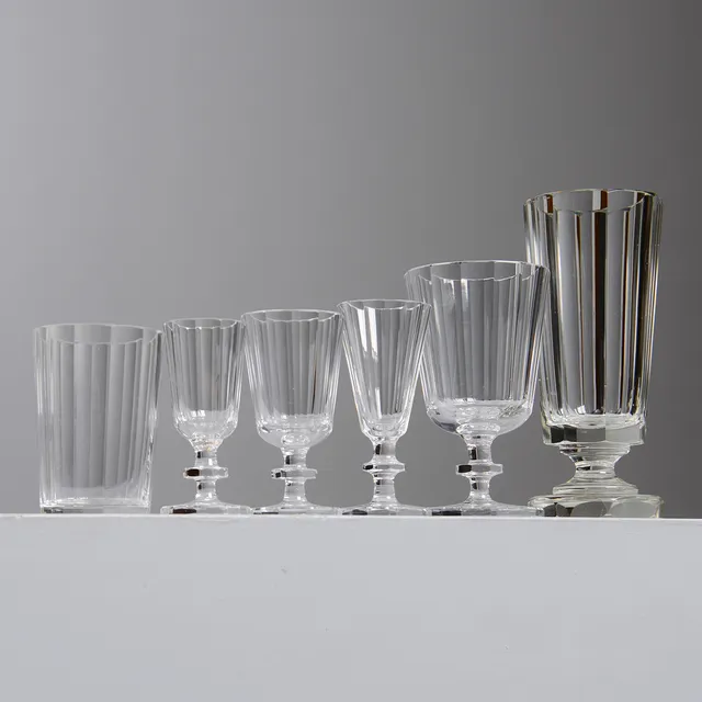 ELIS BERGH. Glasservis, "Karlberg", Kosta (46 delar).