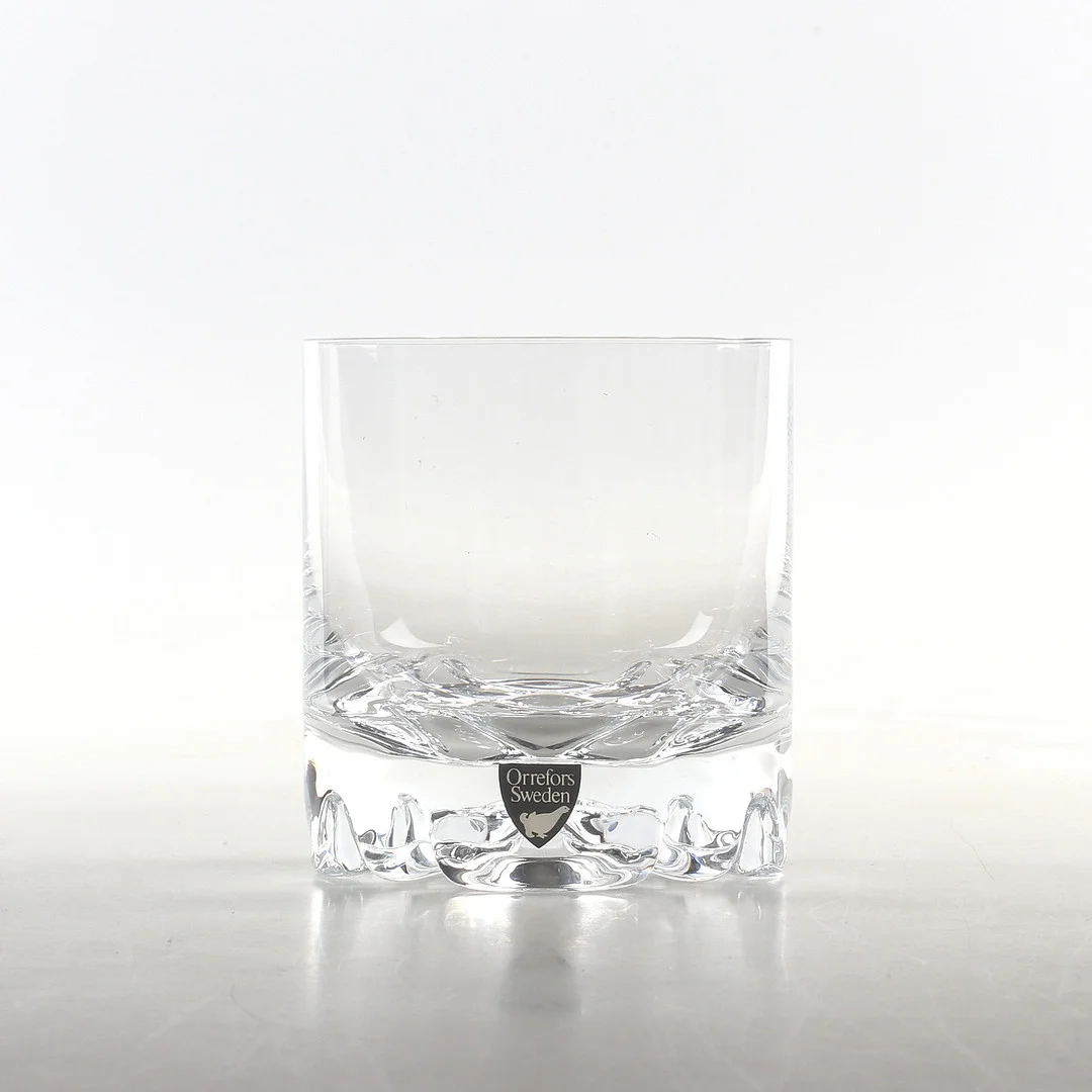 OLLE ALBERIUS. 8 st, Whiskyglas, "Erik", Orrefors. — Tableware — Stadsauktion Sundsvall