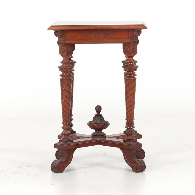 LAMPBORD, nyrenässans, 1800-talets slut.