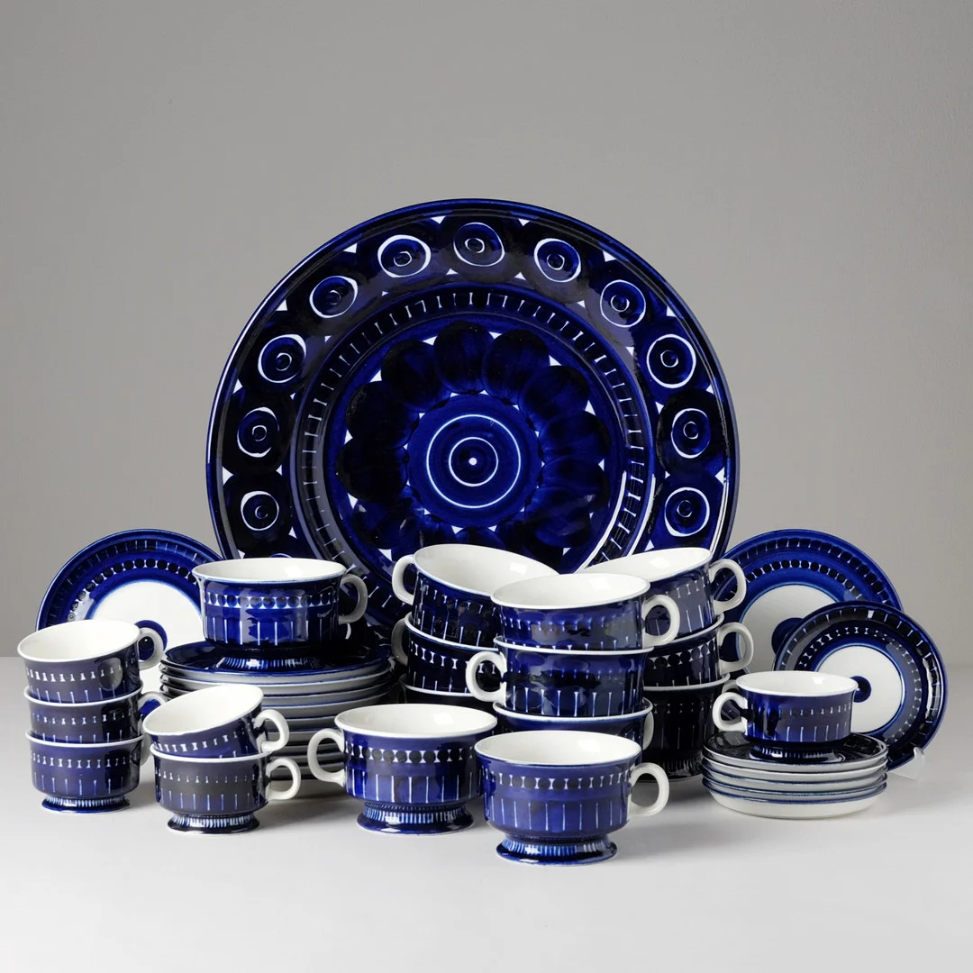 ULLA PROCOPÉ (1921–1968). Te- och kaffeservis, 37 delar, ”Valencia”, Arabia, Finland, 1900-talets andra hälft. — Rest of the world — Wickmans