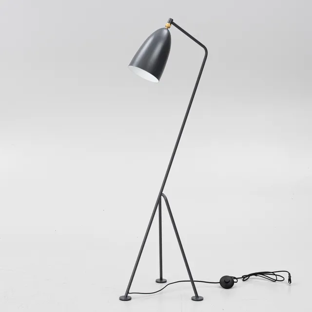 Greta Magnusson Grossman, golvlampa, "Gräshoppan", GUBI, Danmark.