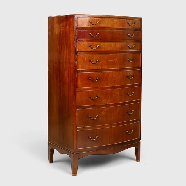 OLE WANSCHER. Kommode / Tallboy af mahogni, monteret med 8 skuffer, Illums Bolighus, Danmark, 1940'erne.