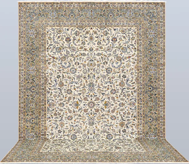 ORIENTMATTA. Ljus Keshan, 390 x 282 cm.
