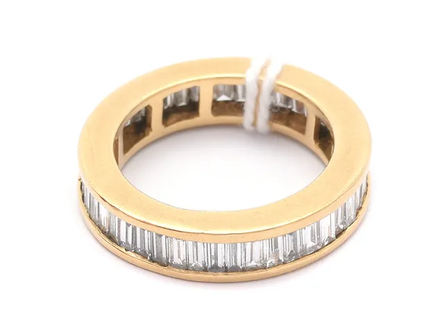 Ring 18K 5,3g Ø16½, med diamanter ca50x0,03ct baguettslippade