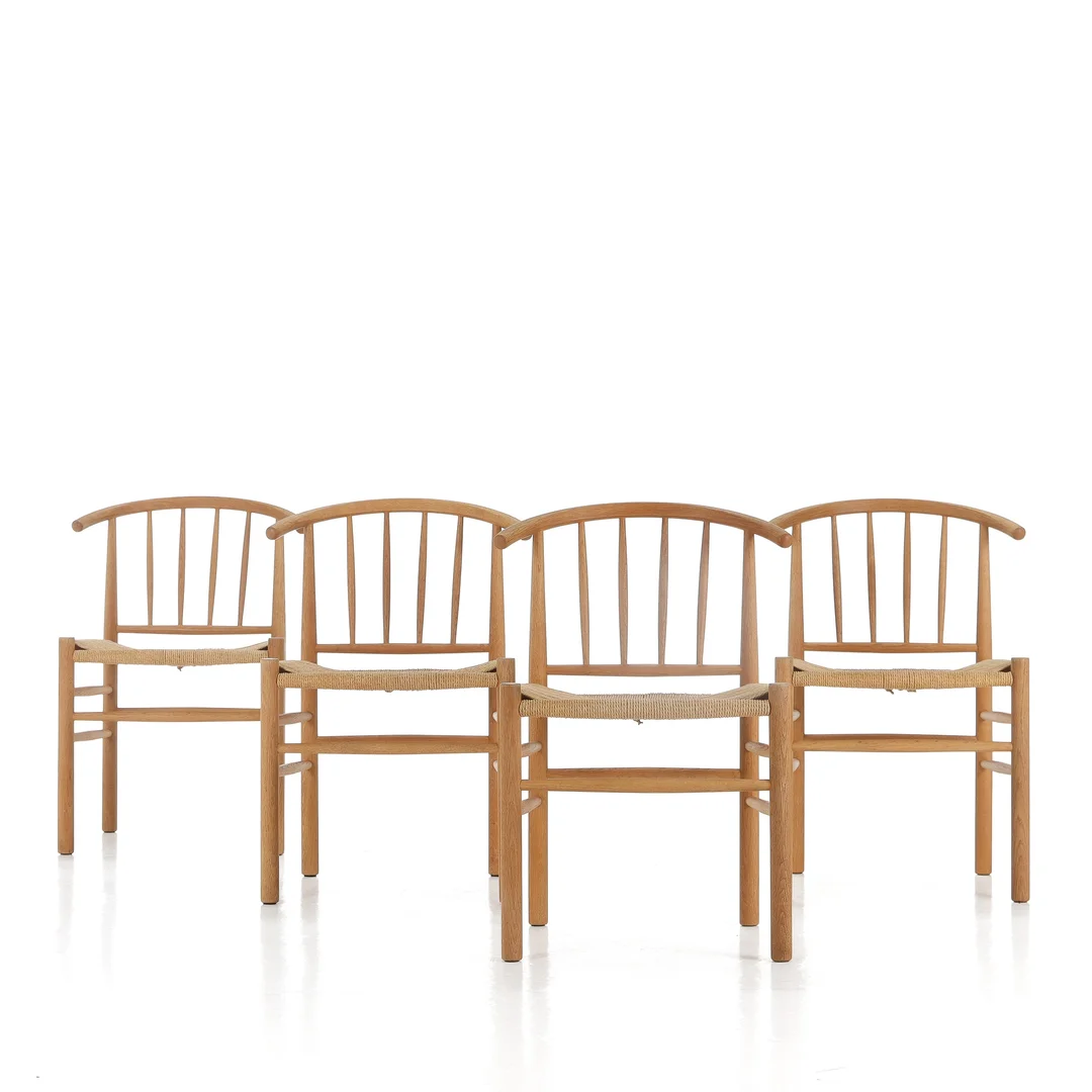Erik Jørgensen. Set of four oak rocking chairs, model EJ151 — Furniture/Chairs — Lauritz