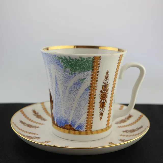 LOMONOSOV SANKT PETERSBURG PORZELLAN TASSE RUSSLAND.