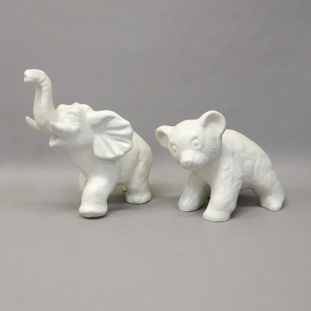 VICKE LINDSTRAND. UPSALA-EKEBY, SKULPTUR, "ELEFANT" SAMT FOLKE JERNBERG, SKULPTUR, "BJÖRN". — European — Björnssons Auktionskammare