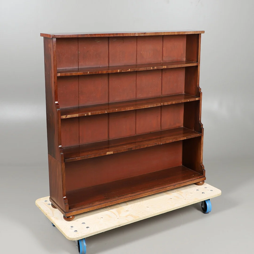 A 19THC MAHOGANY WATERFALL OPEN BOOKCASE. — Cupboards, Cabinets & Shelves — Lawrences Auctioneers