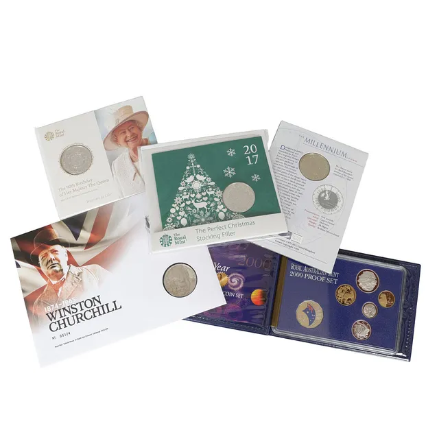A COLLECTION OF COINS SETS AND PROOF COINS (5).