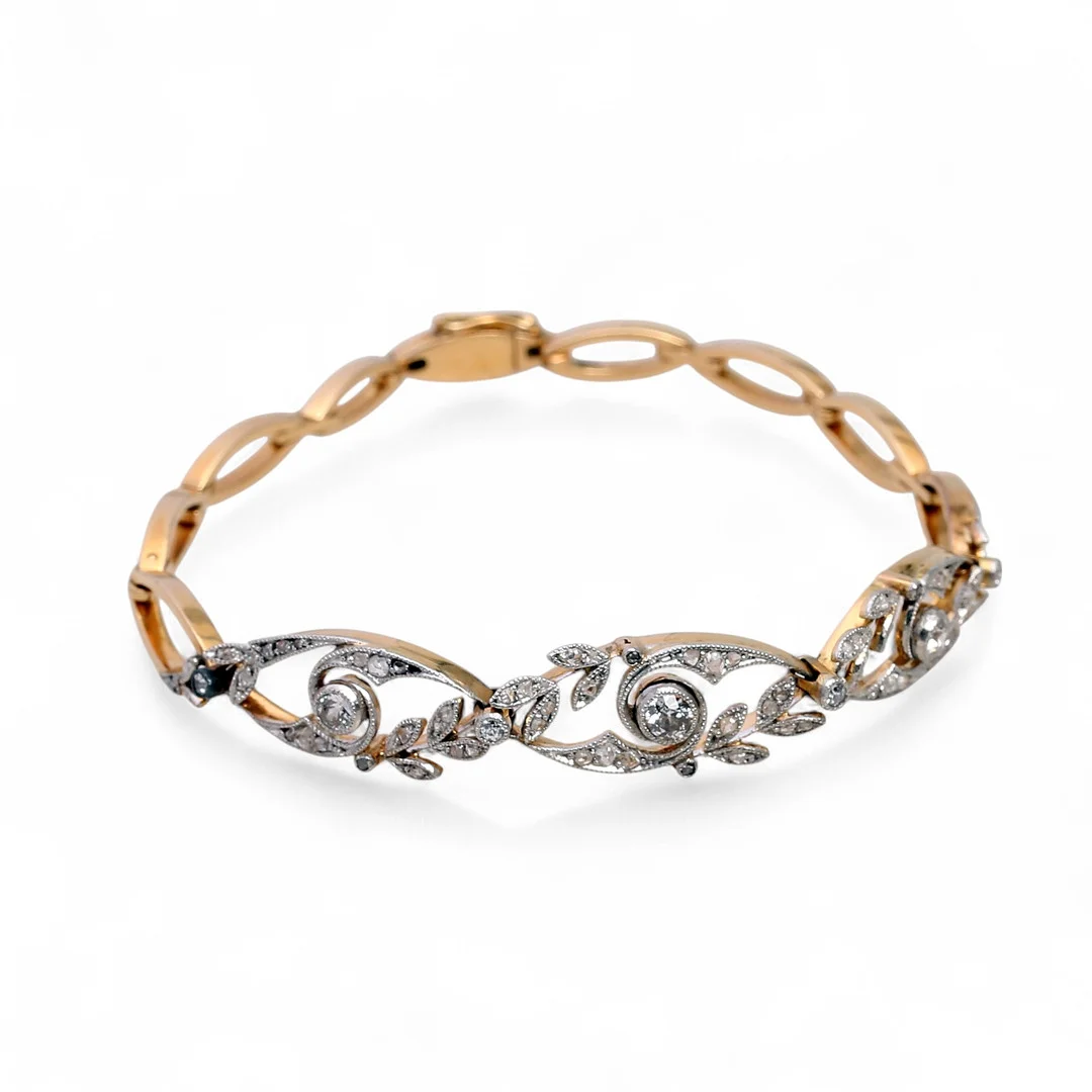 Diamonds floral bracelet, second quarter of the 20th Century. — Bracelets — Balclis