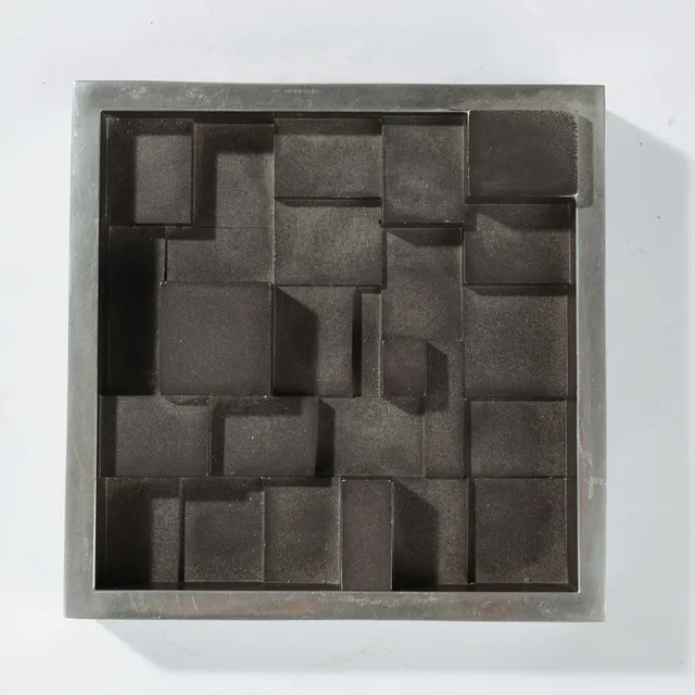 MAX SEIDENFADEN. Bordskulptur / relief af aluminium, nummereret 475/1000, Danmark.