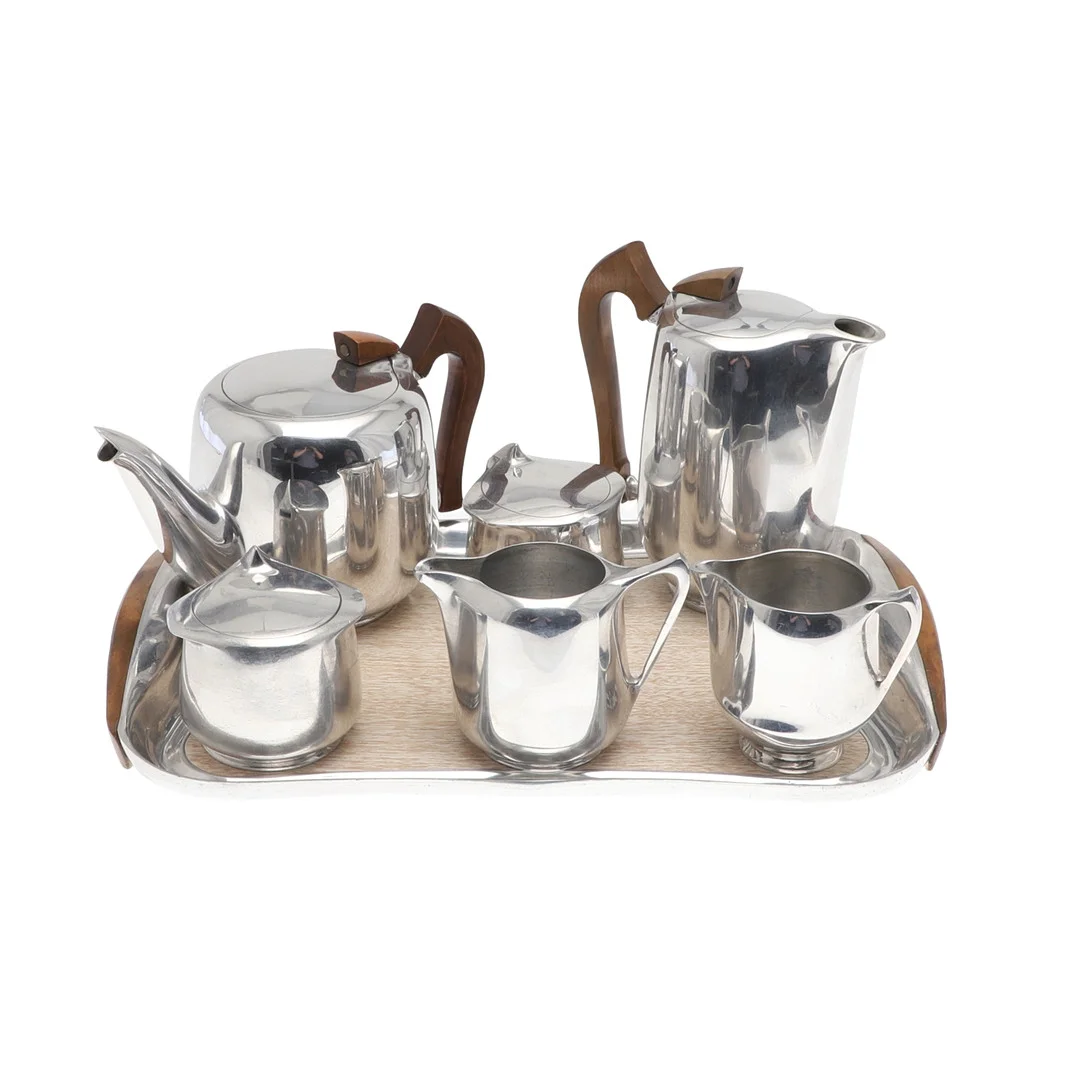 PICQUOT WARE MID CENTURY TEA & COFFEE SERVICE. — Other metals — Lawrences Auctioneers