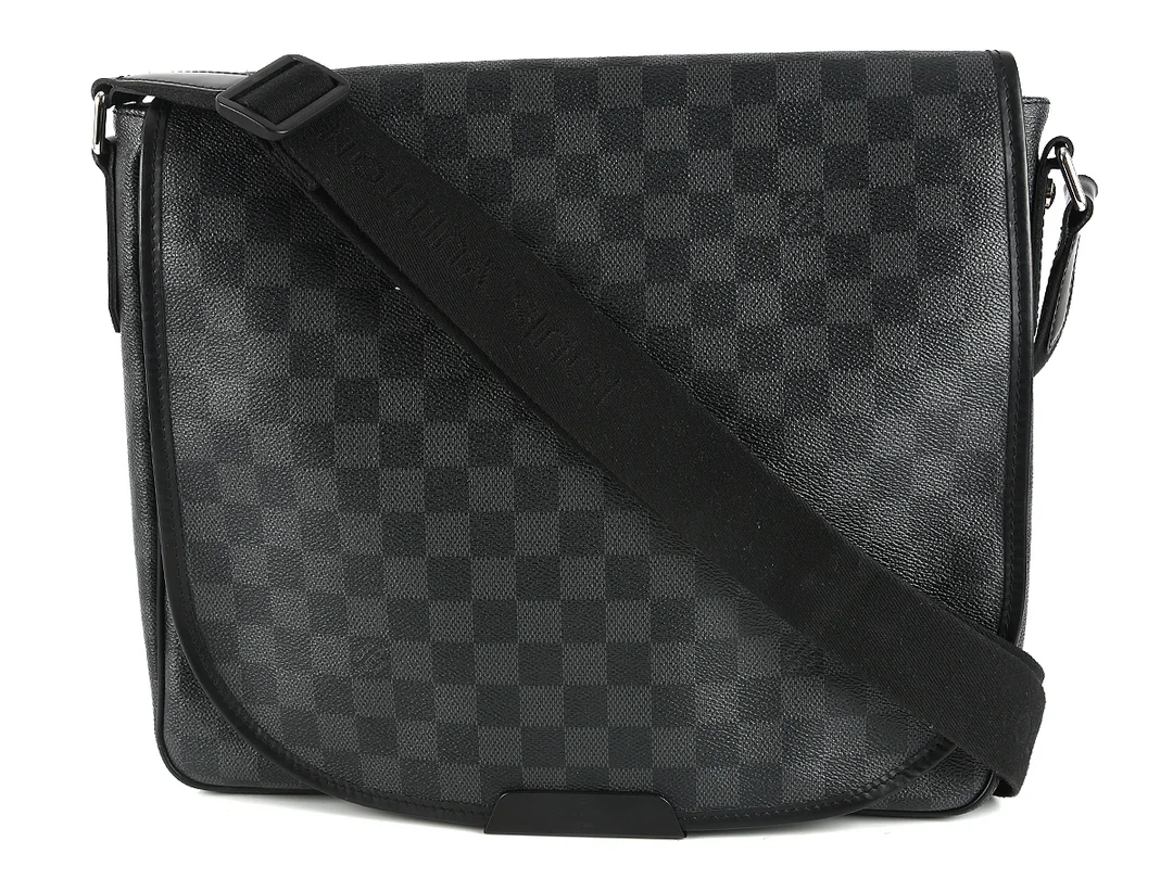 VÄSKA, LOUIS VUITTON, Messenger, Damier Graphite, canvas, 35x27x7cm. — Accessoarer/Väskor — Kaplans