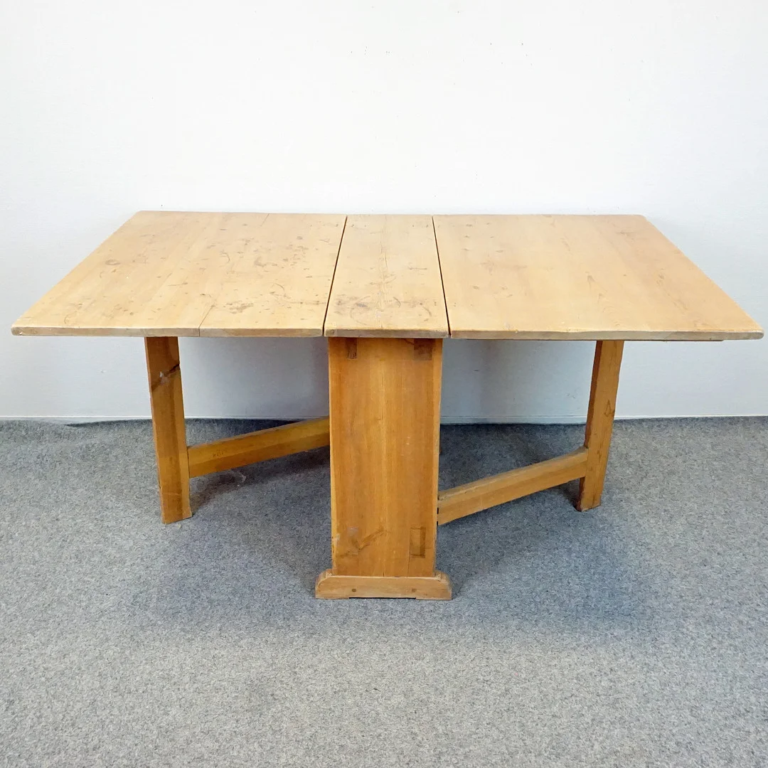 SLAGBORD, furu, 1800/1900-tal. — Tables — Roslagens Auktionsverk