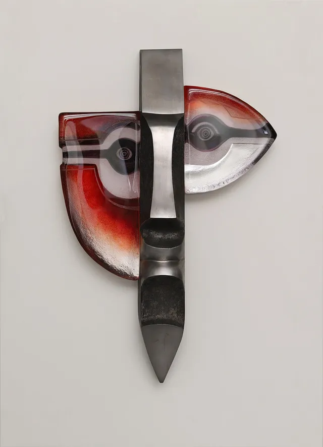 MATS JONASSON. Väggskulptur, "Atle I red", järn och glas, Målerås, signerad och numrerad 9/29.