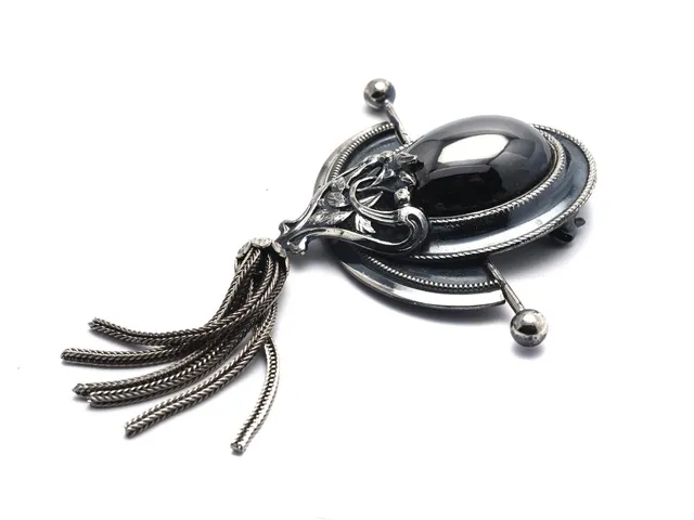 Brosch Ermani Bulatti Ø65mm ArtDeco-stil, med sten