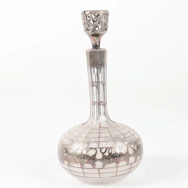 KARAFF, glas med silverdekor, Art Nouveau.