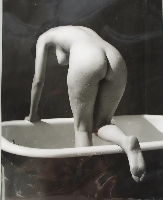 ANDRE DE DIENES. Svartvitt fotografi, Shirley de Dienes collection, 159/178.