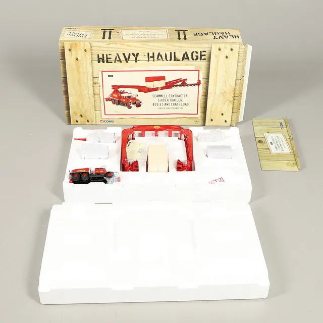 CORGI TOYS 'HEAVY HAULAGE' SCAMMEL CONTRACTOR.