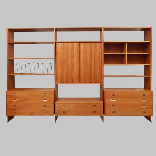 HANS J WEGNER. Hyllsystem, 3 sektioner, "Ry-100", Danmark, 1960-tal.