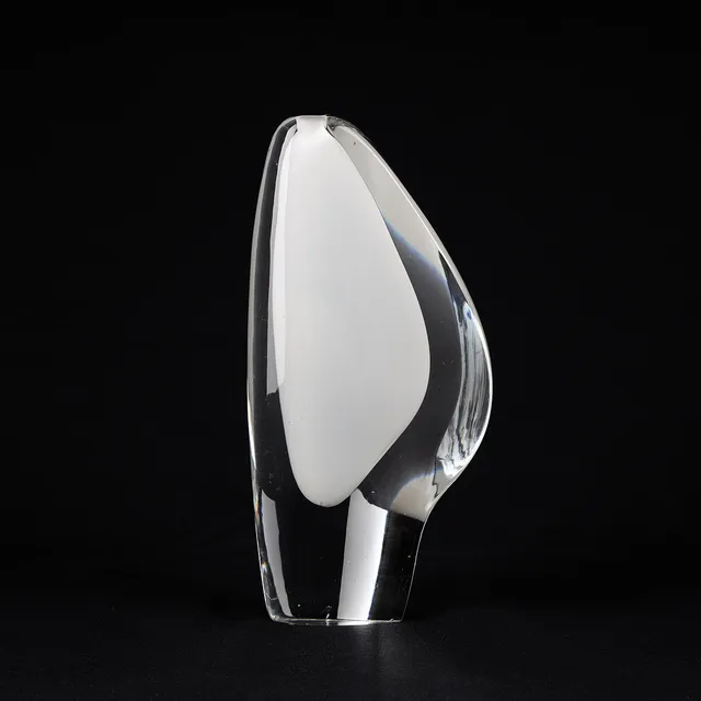 TIMO SARPANEVA. GLASSKULPTUR, 3842. Lansett II. Sign. Timo Sarpaneva, Iittala , sent 1950-tal.