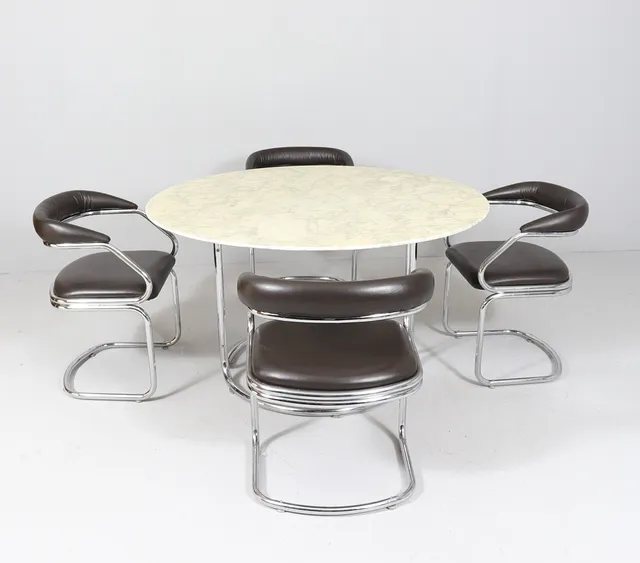 GIOTTO STOPPINO. Esstischgruppe von Giotto Stoppino, Italien, 1970er Jahre.