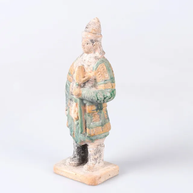 GRAVFIGUR i terracotta, Ming dynastin, (1368-1644), Kina.