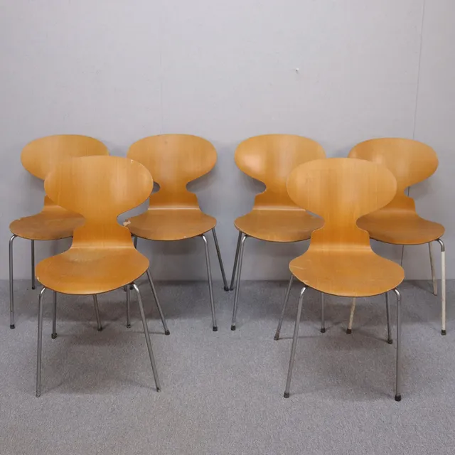 ARNE JACOBSEN. "Myran", stolar, Fritz Hansen, Danmark, 1960-tal, 6 st.