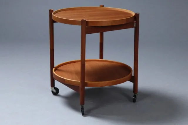 Hans Bølling. Rullebord / bakkebord, teak