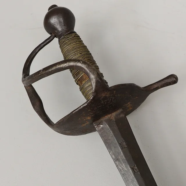 VÄRJA, m/1685, s.k. kommissvärja.