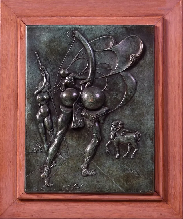 SALVADOR DALÍ. EFTER. 1904-1989 väggrelief märkt Ariandor signerad, Dali numrerad 72/150.