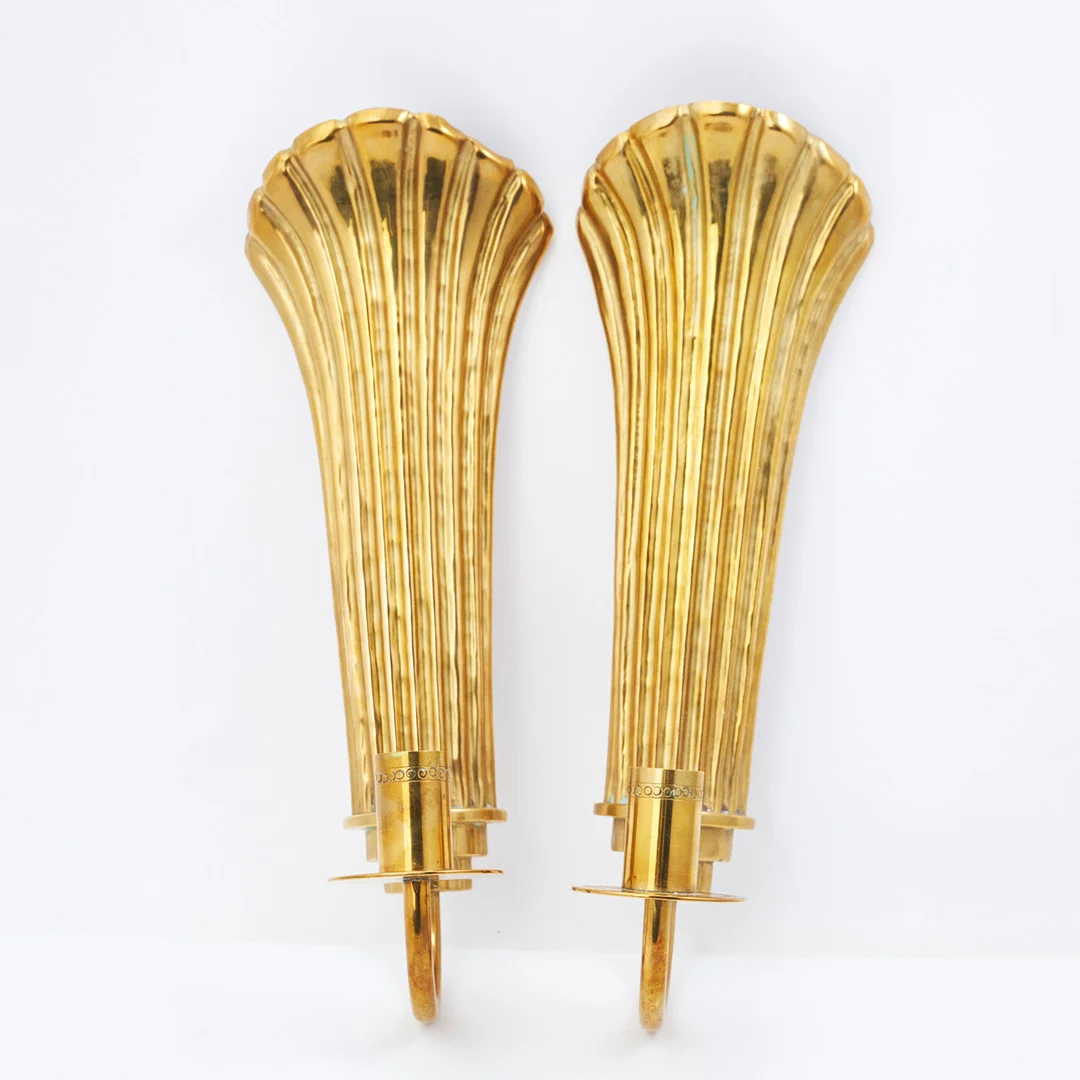 LARS HOLMSTRÖM. Vägglampetter, 1 par, Arvika, Swedish Grace, stämplade Lars Holmström Arvika. — Candlesticks — Stockholms Auktionsverk Sickla