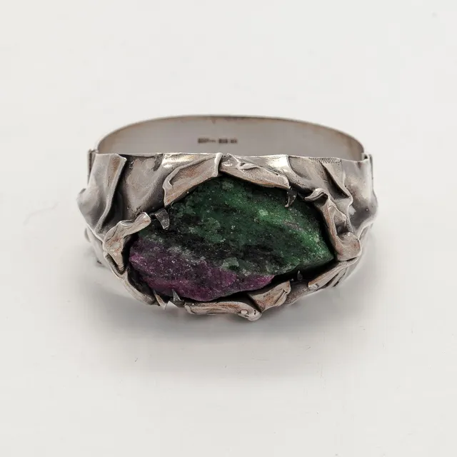 Reino Saastamoinen, armband, zoisit, silver, 1973.